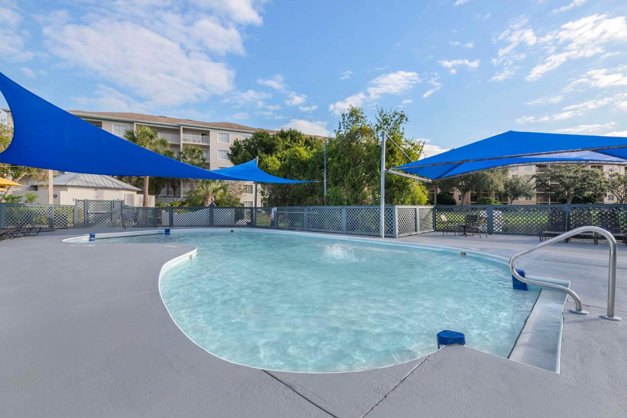 Hilton Vacation Club Aqua Sol Orlando West Hotel Four Corners Exterior photo
